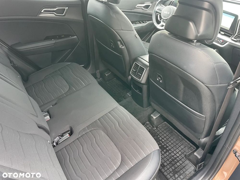 Kia Sportage 1.6 T-GDI Business Line 2WD - 18