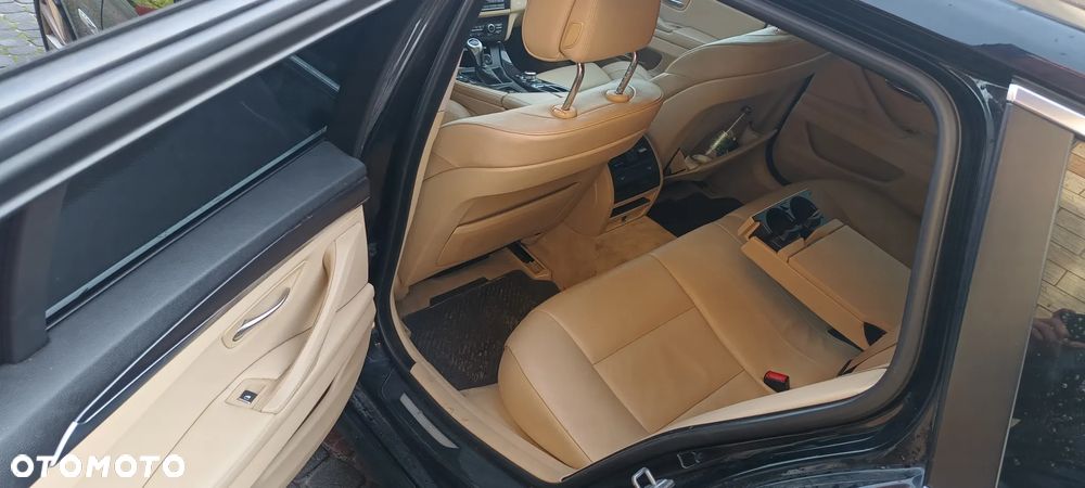 BMW Seria 5 520d - 19
