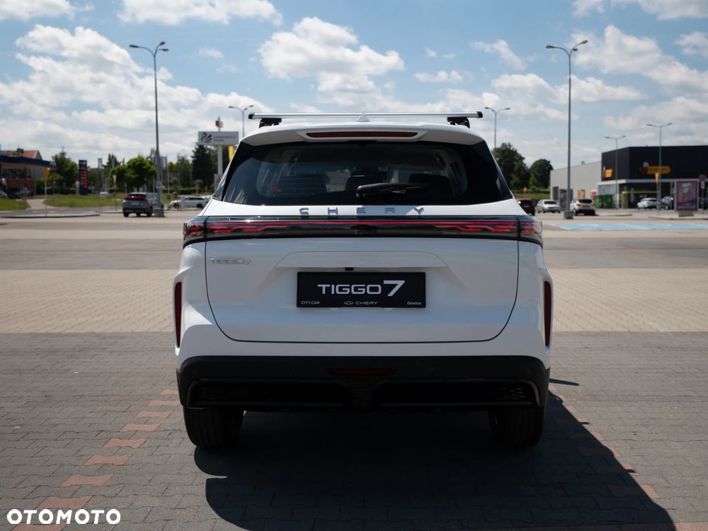 Chery Tiggo 7 1.6 T-GDI Essential DCT - 38
