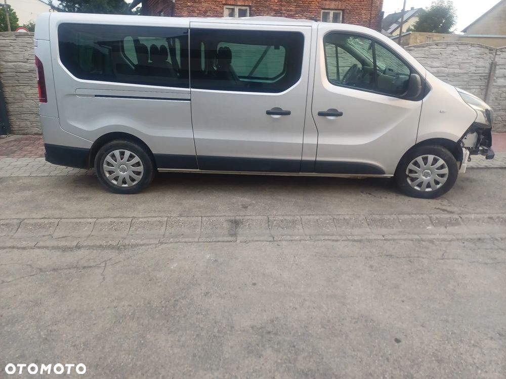 Renault Trafic - 2