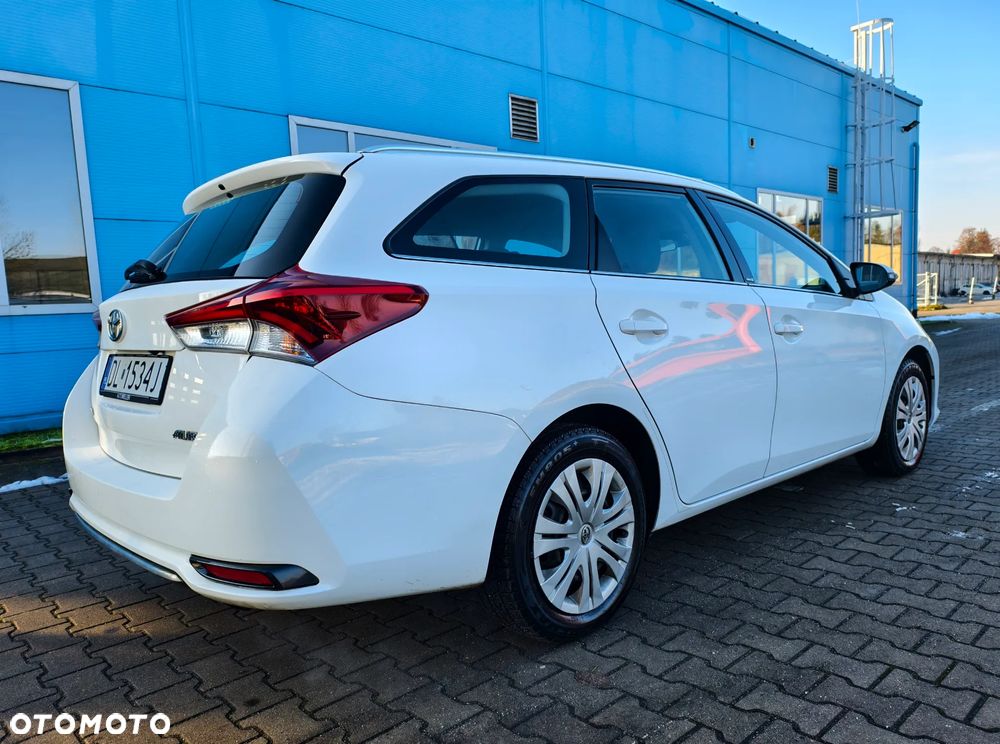 Toyota Auris 1.2 Turbo Edition-S - 5