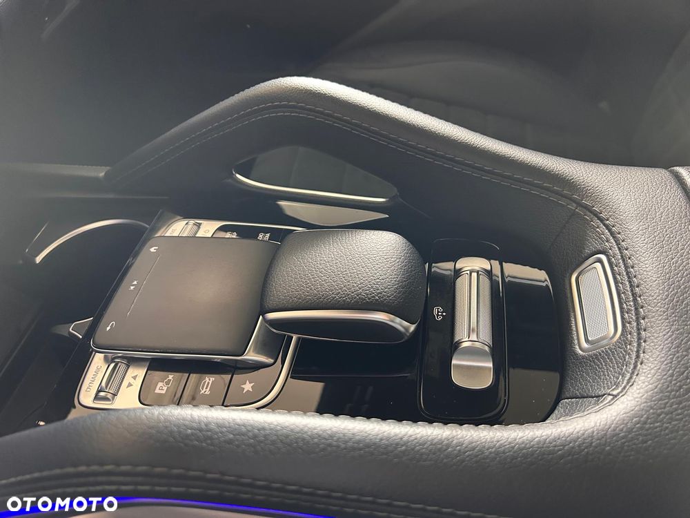 Mercedes-Benz GLE 300 d 4-Matic - 18