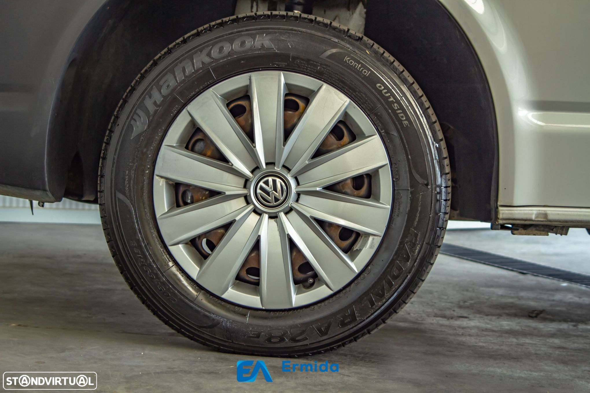 VW Transporter 2.0 TDi 102 Extra AC BlueMotion - 19