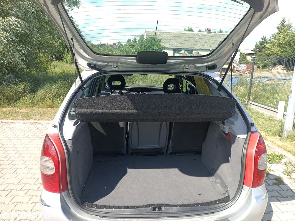 Citroën Xsara Picasso 1.6 HDI SX - 10