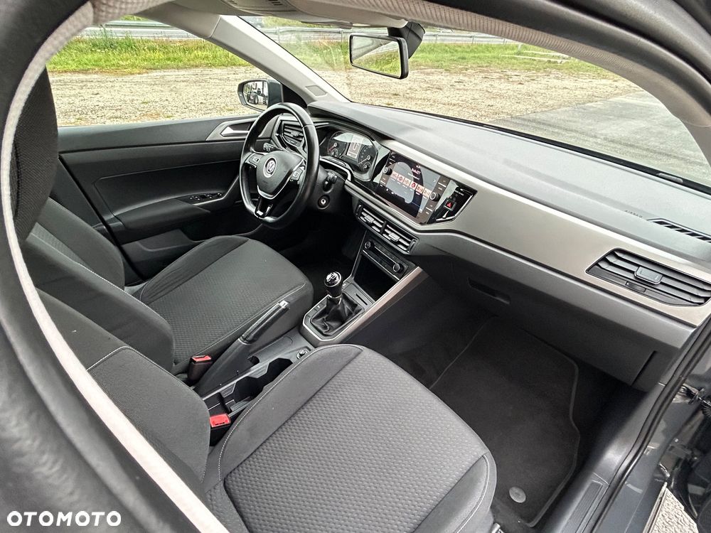 Volkswagen Polo - 9