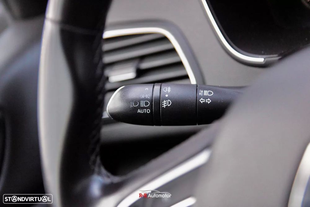 Renault Mégane 1.5 Blue dCi Intens - 30