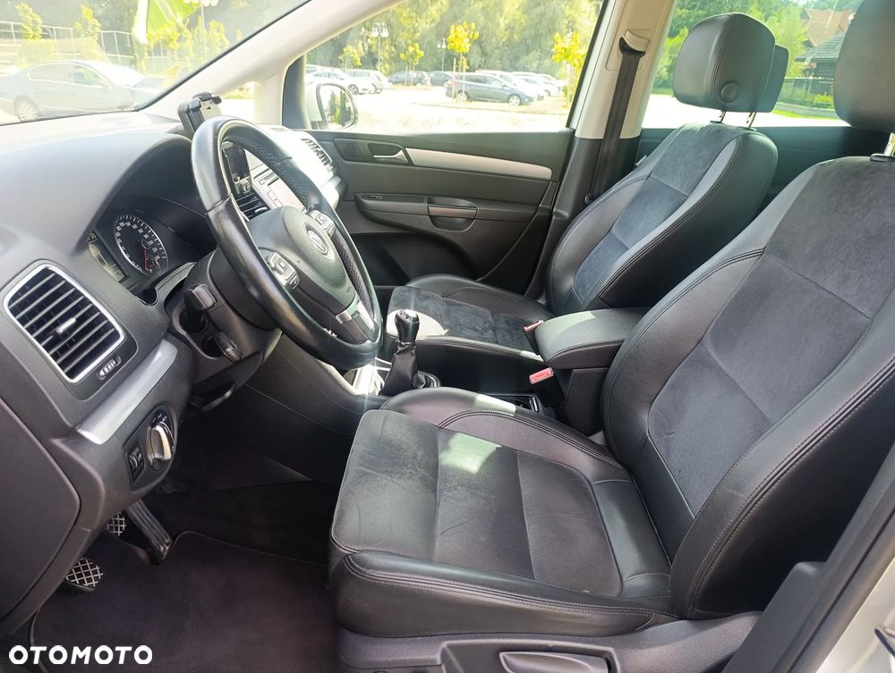 Volkswagen Sharan 2.0 TDI BlueMotion Technology Comfortline - 11