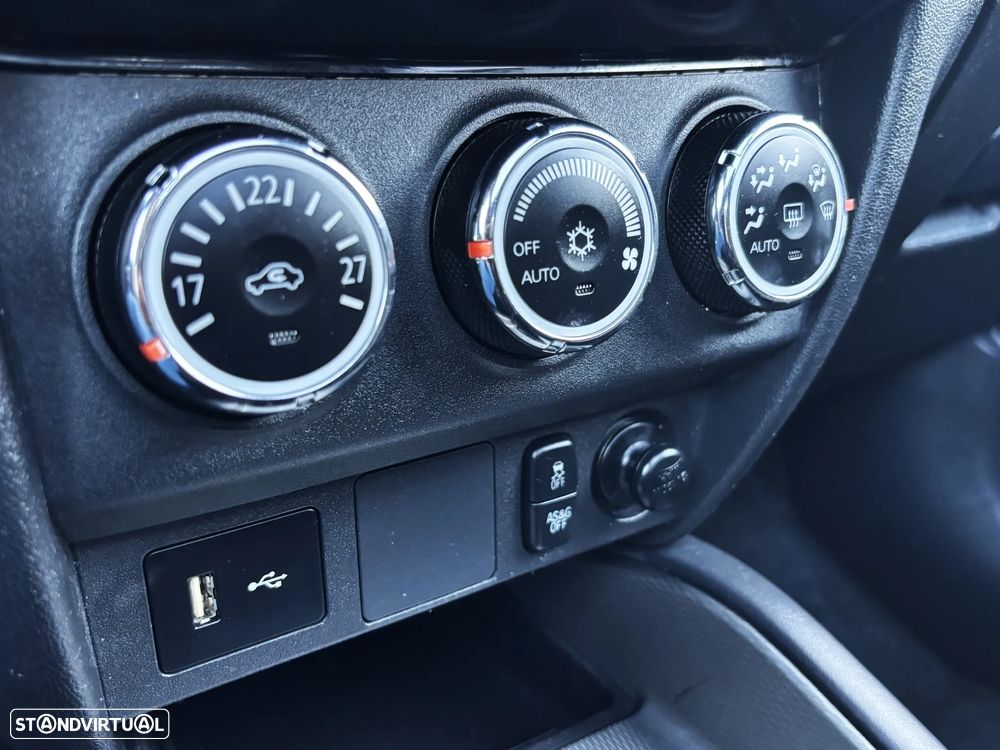 Mitsubishi ASX 1.6 MIVEC Intense Connect Edition - 31