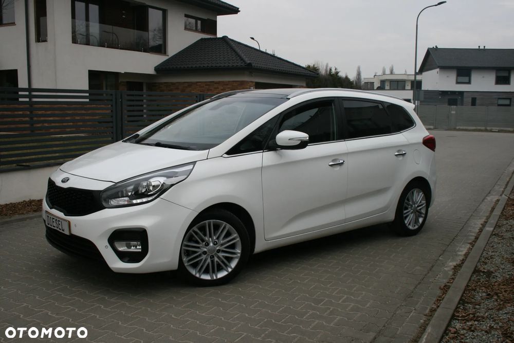 Kia Carens 1.6 GDI Business Line EU6 - 34