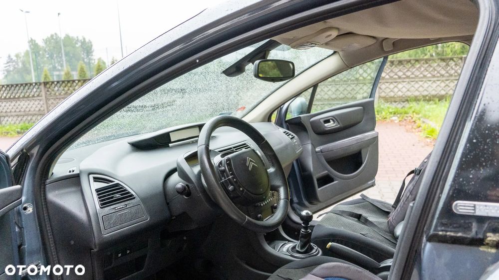 Citroën C4 2.0 HDi SX Pack - 21