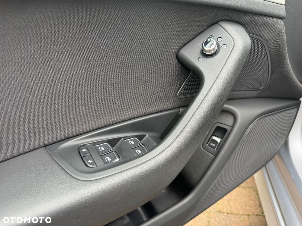 Audi A6 Avant 3.0 TDI quattro S tronic - 26