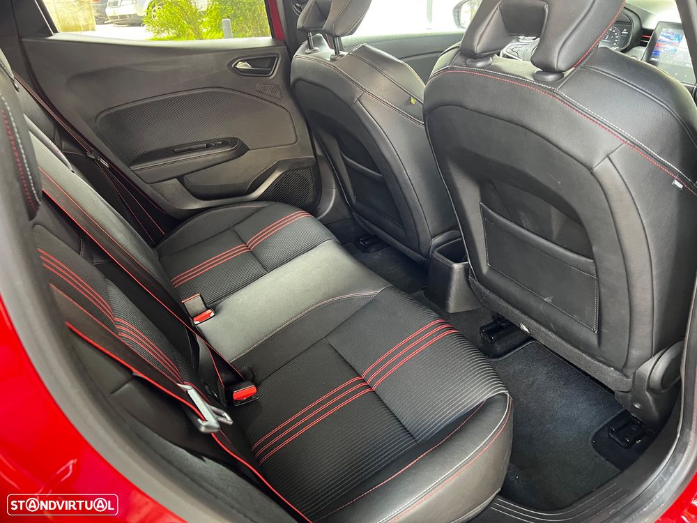Renault Clio TCe 90 R.S. LINE - 32