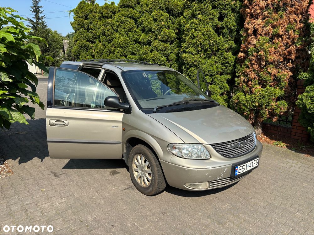 Chrysler Grand Voyager - 11