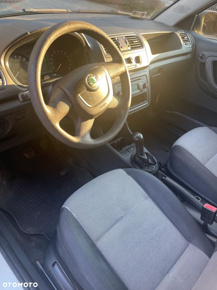 Skoda Fabia 1.6 TDI DPF Classic - 10