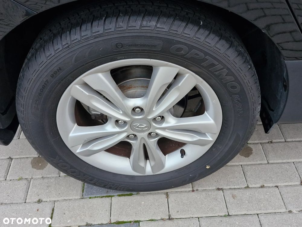 Hyundai ix35 2.0 CRDi 4WD Fifa World Cup Gold Edition - 25