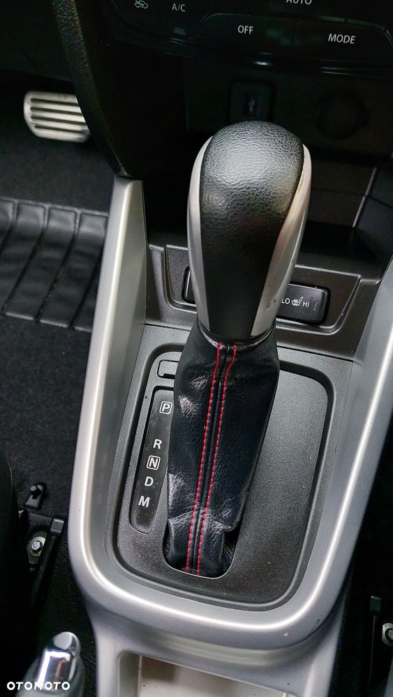 Suzuki Vitara 1.4 T Boosterjet S 2WD - 30