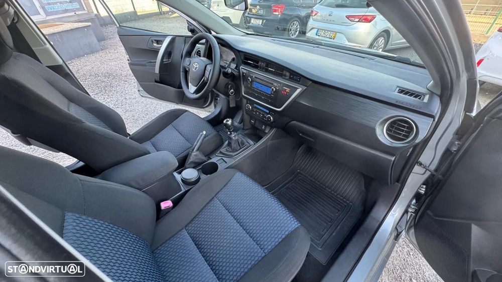 Toyota Auris Touring Sports 1.4 D-4D Active+AC - 23