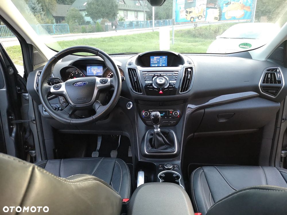 Ford Kuga 2.0 TDCi 4x4 Titanium - 12