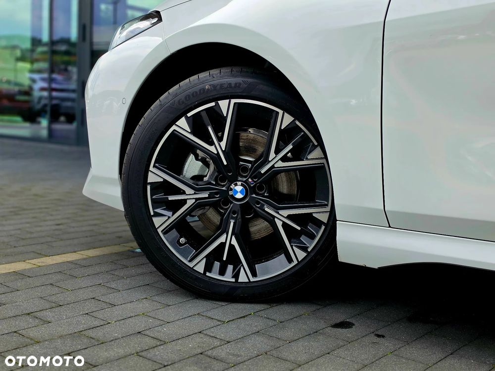 BMW Seria 1 120 mHEV - 5