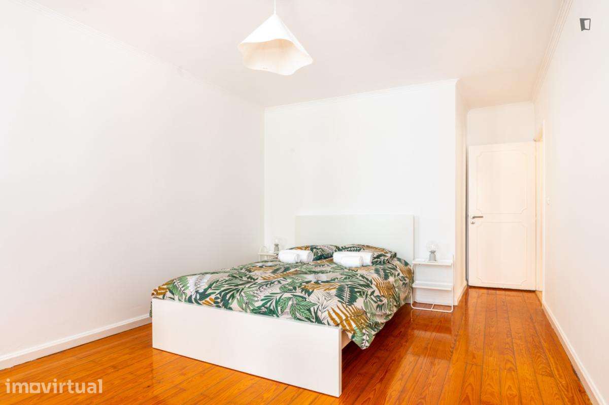 Quarto - localizado em Bairro Alto Lisbon - Grande imagem: 2/7