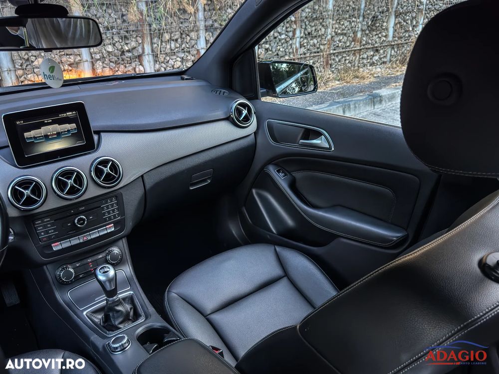 Mercedes-Benz B 180 - 28