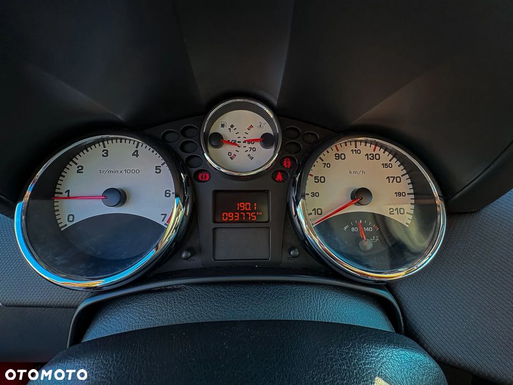 Peugeot 207 CC 120 VTi Sport - 29