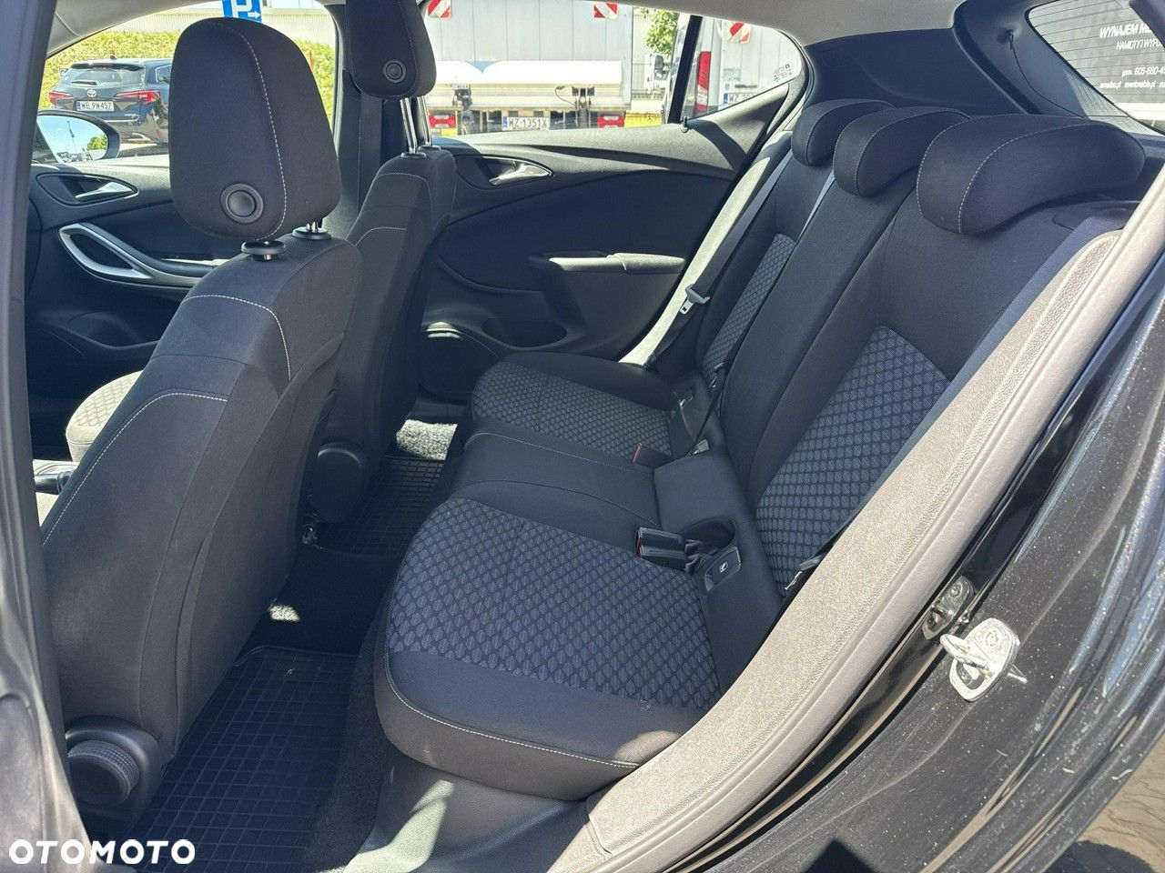 Opel Astra V 1.4 T Edition S&S - 15