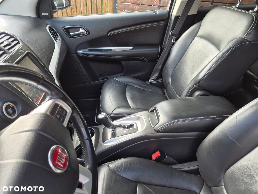 Fiat Freemont 2.0 Multijet Black Code AWD - 13