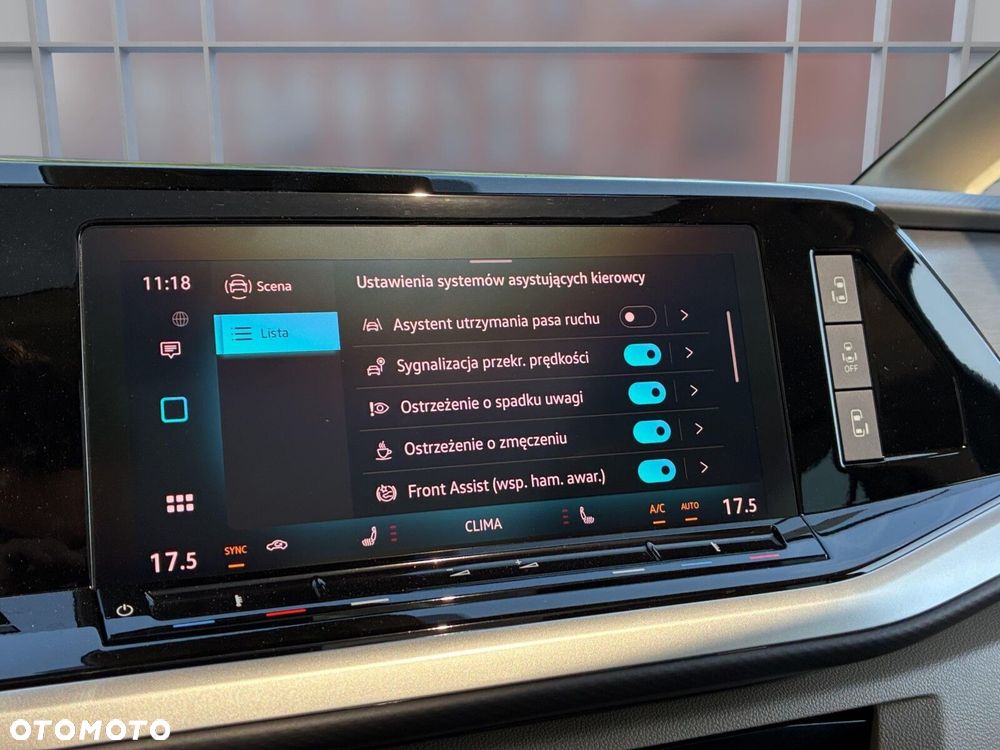 Volkswagen multivan EDITION/Benzyna/długi (L2), 2.0 TSI 204 KM DSG r. o. 3124 mm - 29