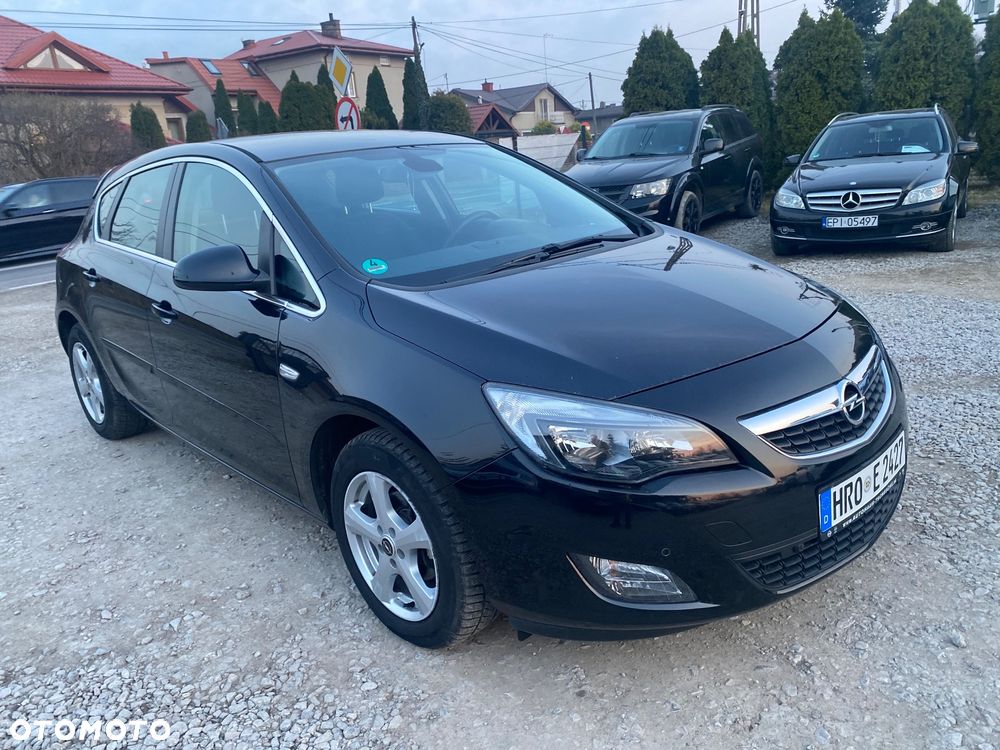 Opel Astra 1.4 Turbo Cosmo - 3