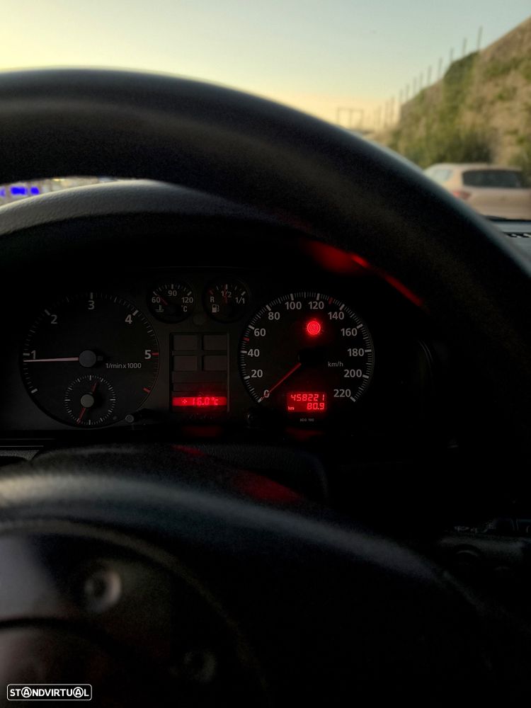 Audi A4 Avant 1.9 TDI Sport - 13