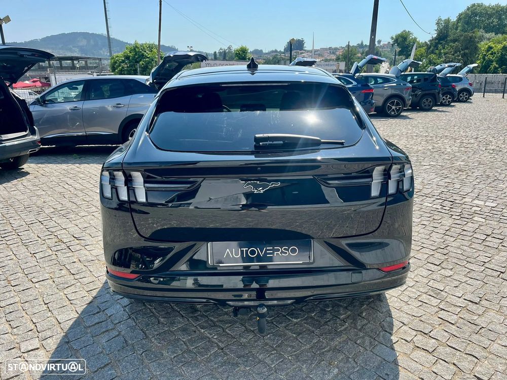 Ford Mustang Mach-E Alargada - 8