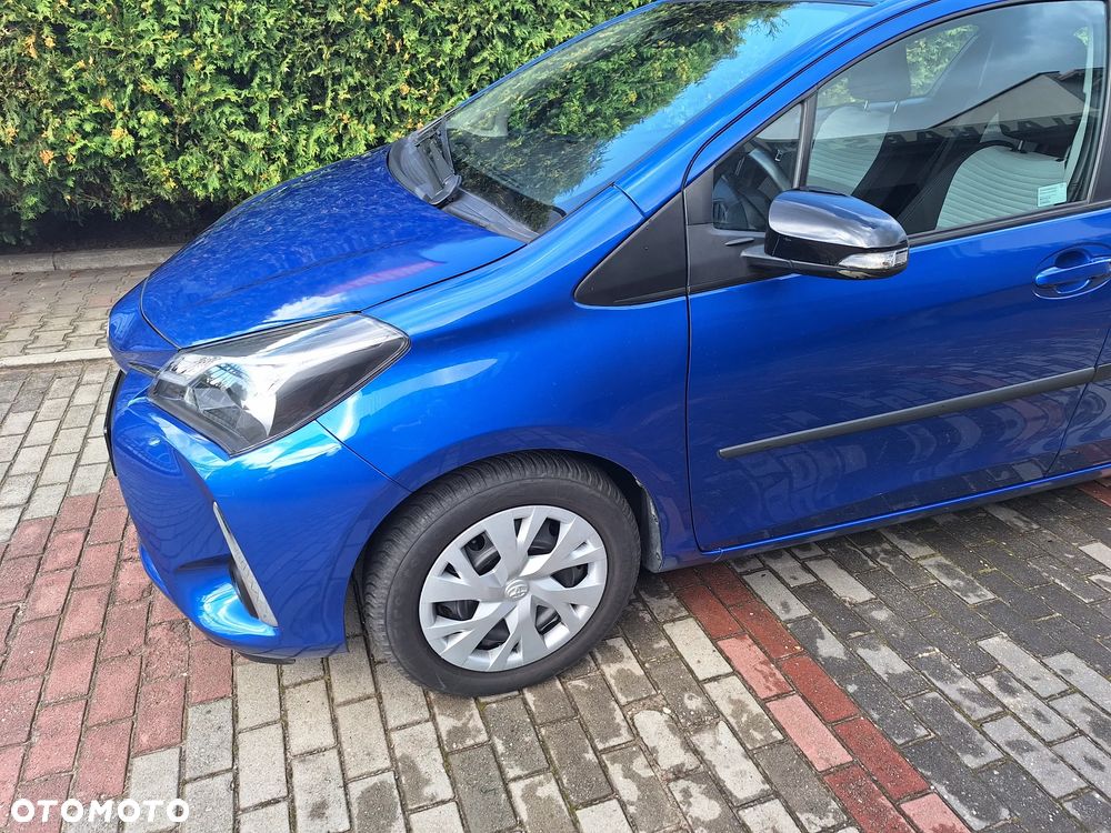 Toyota Yaris 1.5 Premium - 8
