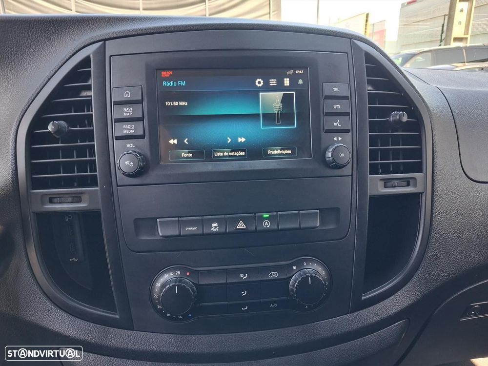 Mercedes-Benz Vito 116 CDI Furgão Standard - 15