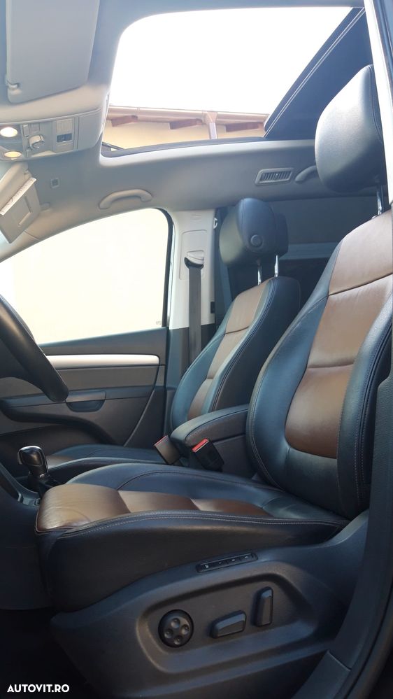 Volkswagen Sharan 2.0 TDI DSG BlueMotion Technology Highline - 12