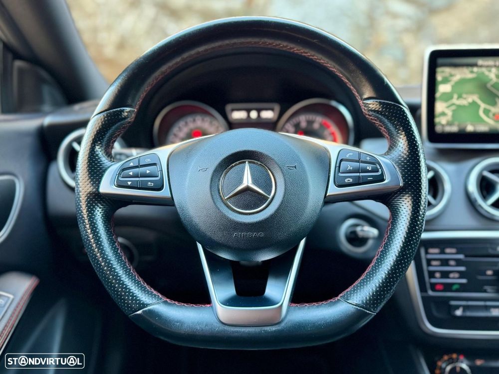 Mercedes-Benz CLA 180 AMG Line - 53