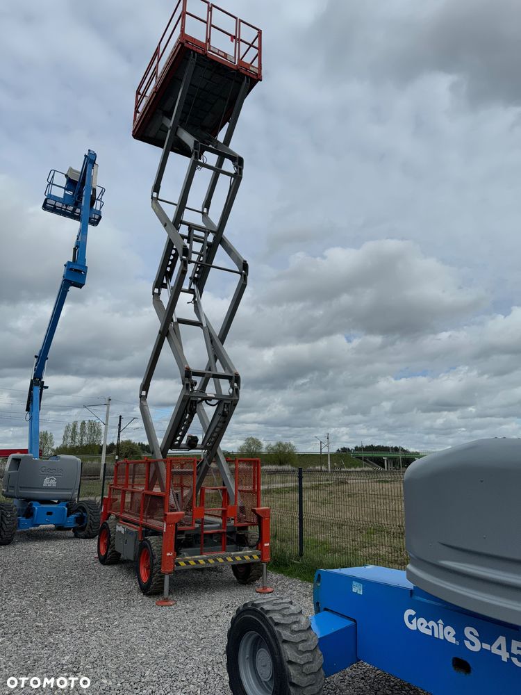 Genie Z45/25 4x4 silnik Deutz 16 metrów - 6