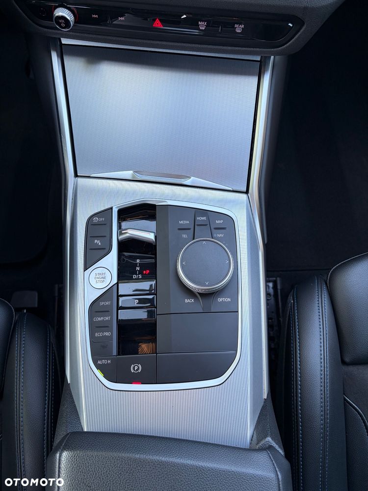 BMW Seria 3 320d xDrive mHEV M Sport sport - 19