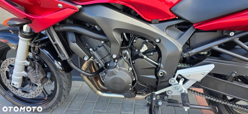 Yamaha FZ6 - 33
