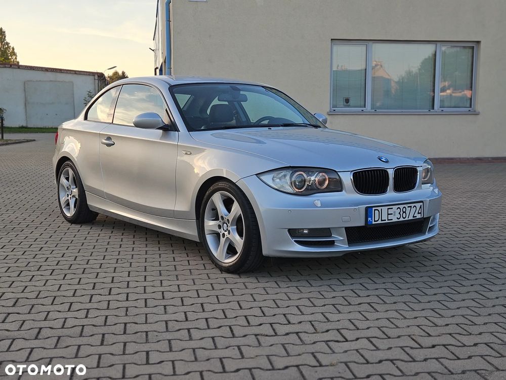 BMW Seria 1 120d DPF - 6