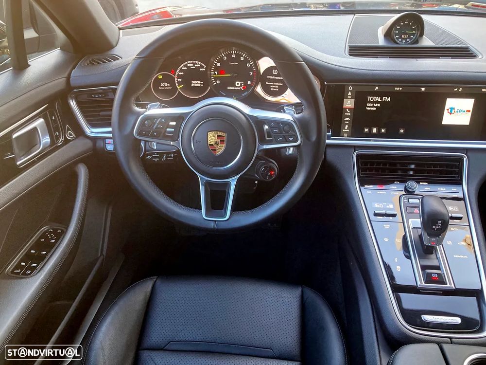 Porsche Panamera 4 E-Hybrid - 10