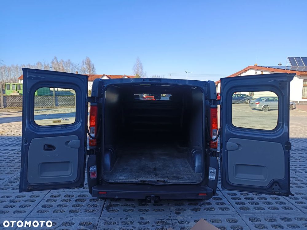 Renault TRAFIC 2.0 - 4