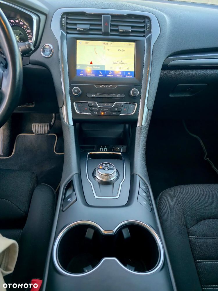 Ford Mondeo - 8