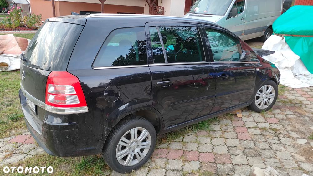 Opel Zafira 1.9 CDTI Cosmo - 2