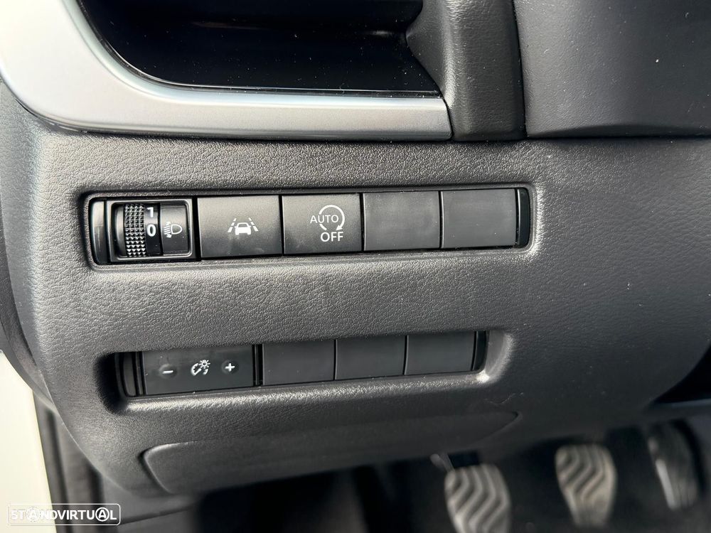 Nissan Qashqai 1.3 DIG-T N-Connecta LED - 18