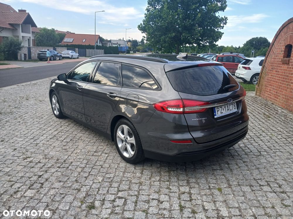 Ford Mondeo - 9