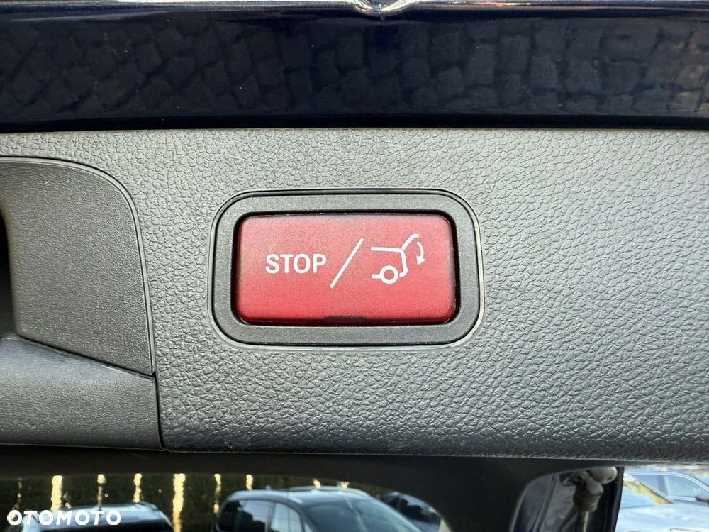 Mercedes-Benz GLC 300 d 4Matic 9G-TRONIC AMG Line - 40