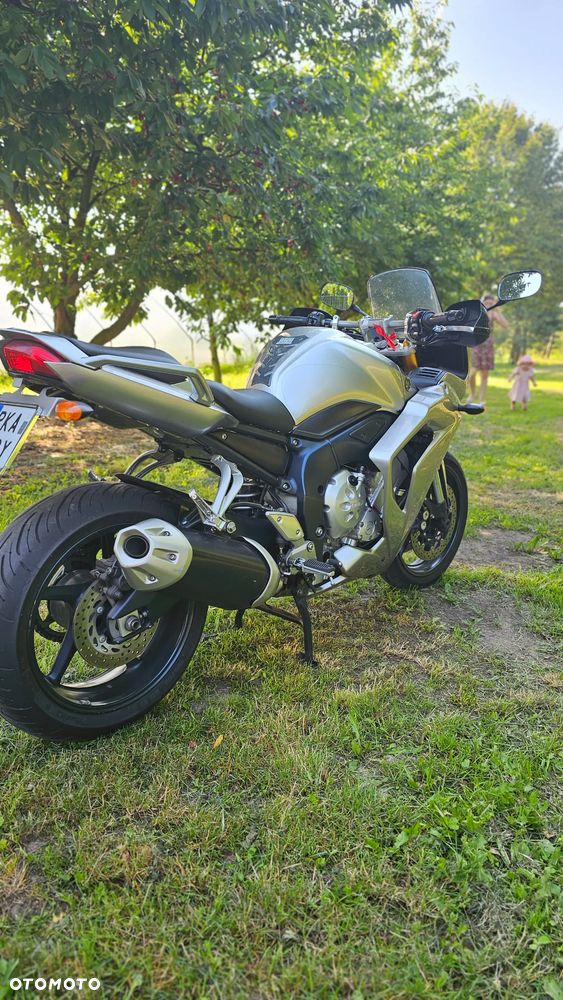 Yamaha FZ - 9