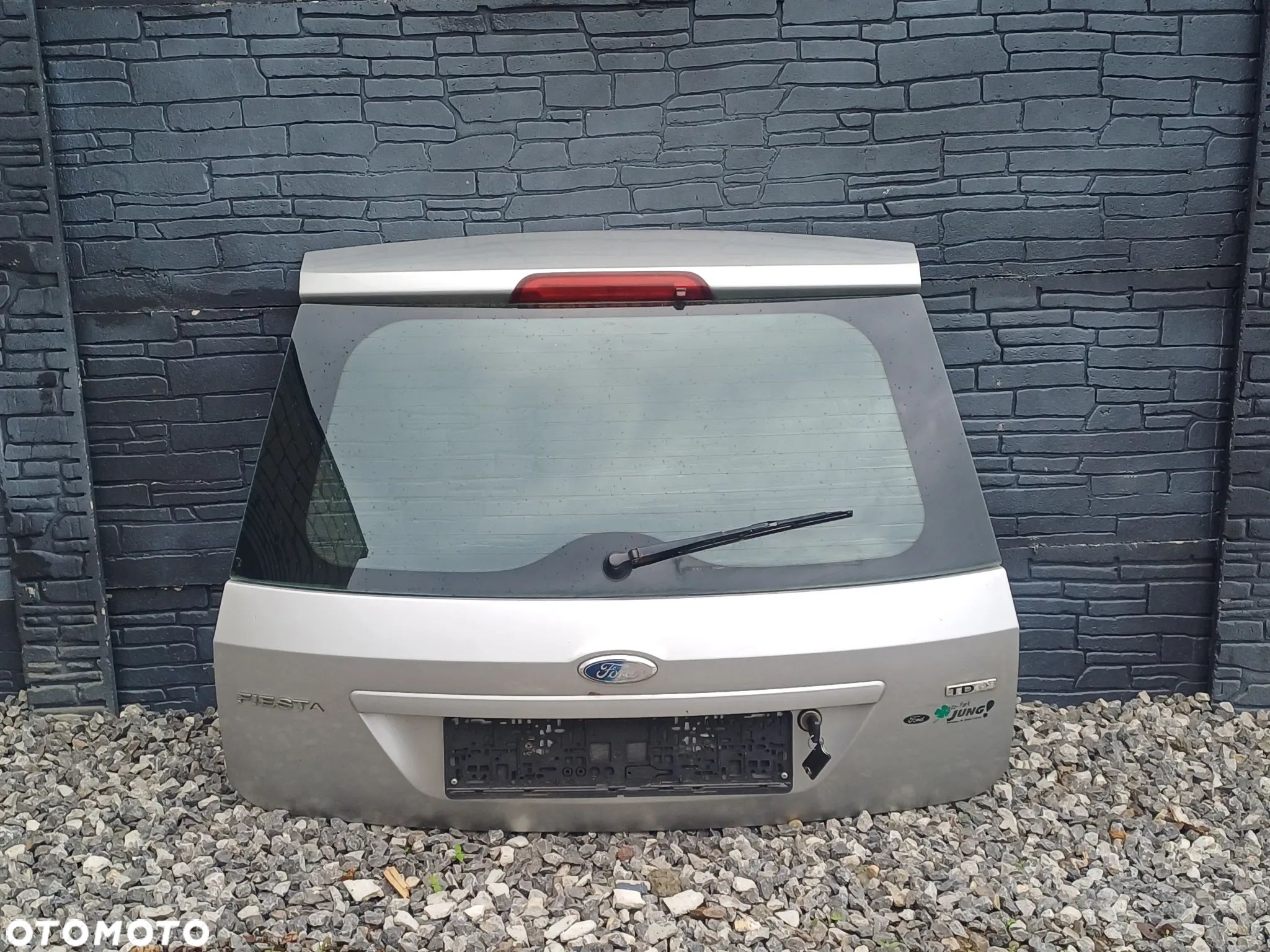 KLAPA BAGAŻNIKA FORD FIESTA MK6 TYŁ 62 - 1