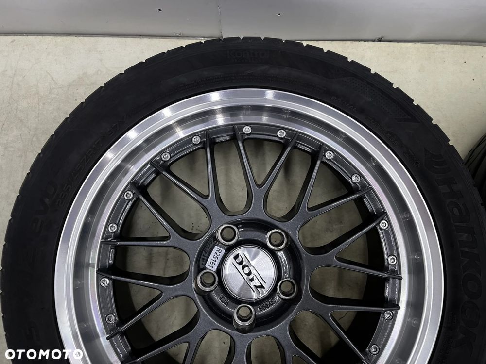 Felgi aluminiowe VW Volkswagen Audi Seat Skoda r17 cali 7,5jx17 ET48 5x112 DOTZ REVVO DARK polerowan - 3